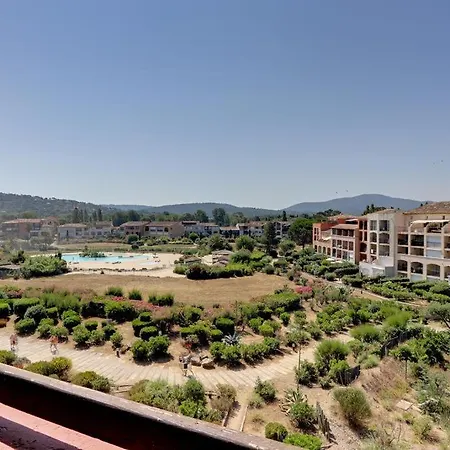 Appartement Pour 4 Personnes A Gassin 27 شقة *
